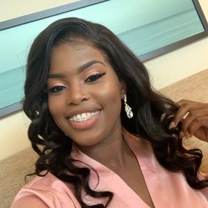 Meet your Posher, Jenny